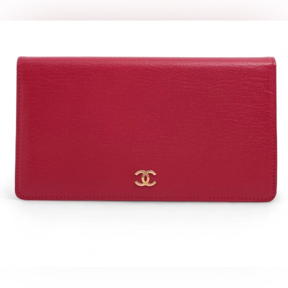 CHANEL Classic Red Leather Wallet